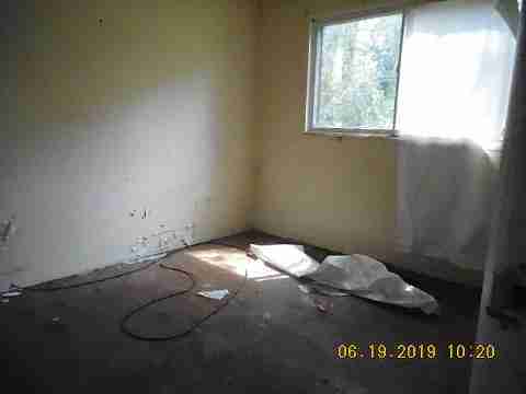 14040 Burt (22)_m.jpg